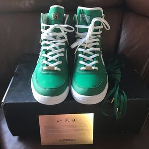 Converse “CHAMPION 16” sneakers